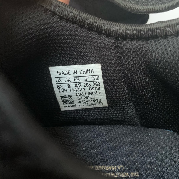 Adidas Originals U Phat Run Size 8.5 mens Color black/Gold/silver Style FW2323 - Picture 6 of 11